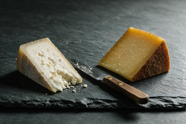 Graukäse und Bergkäse: zwei Käsetypen vergleichen - TIROLISH