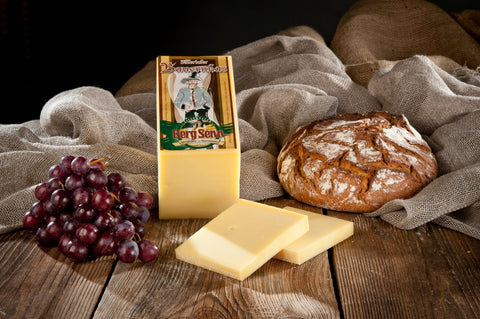 Heumilch – die natürliche Grundlage für besten Käse und alpine Spezialitäten - TIROLISH