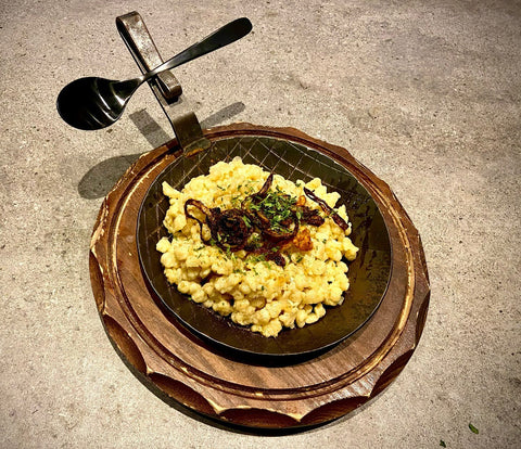 Rezept VIDEO: Tiroler Käsespätzle - TIROLISH