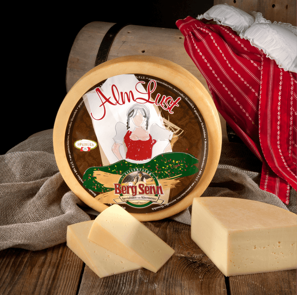 Almlust: Der Käse, der nach Almsommer schmeckt - TIROLISH
