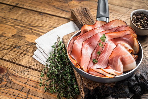 Speck: Echte Tiroler Handwerkskunst! - TIROLISH