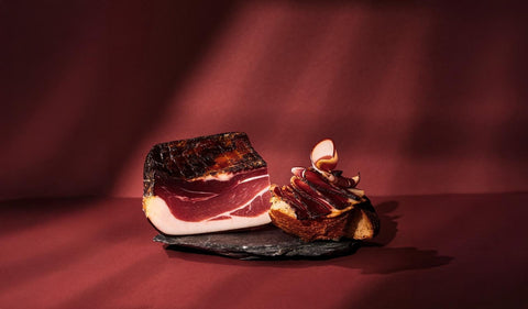 Speck Guide 2026: Genuss, Herkunft und Tipps - TIROLISH