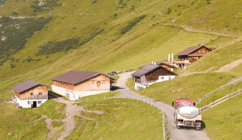 Zillertaler Heumilch Sennerei – Tradition und Qualität aus Tirol - TIROLISH