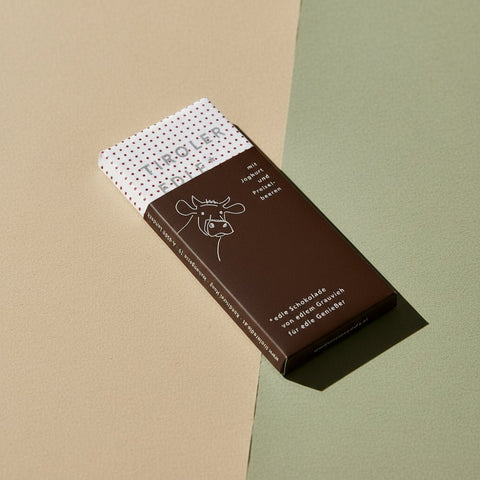 Edelbitterschokolade mit Joghurt & Preiselbeeren - TIROLISH